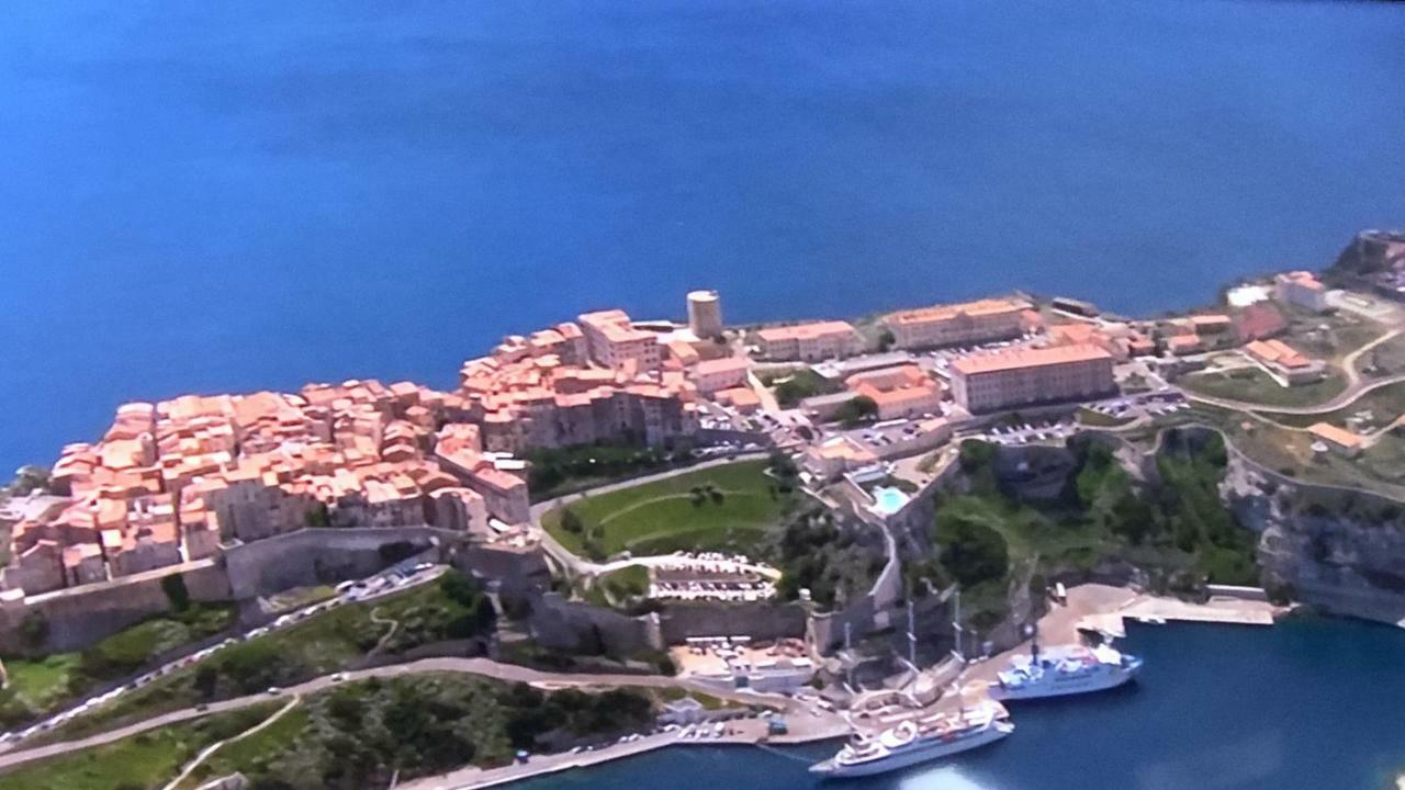 Port Bonifacio Apartment